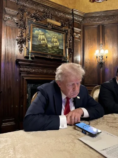 Трамп уснул на встрече