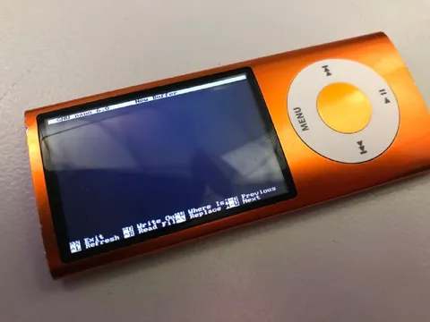 iPod Nano Runs GNU nano