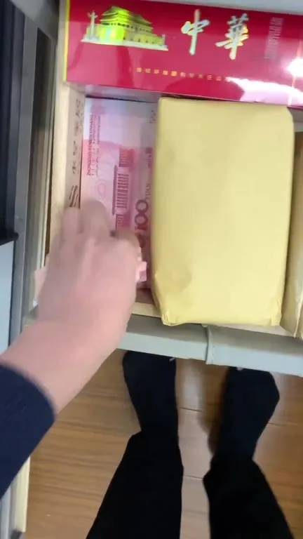 从抽屉到中餐桌