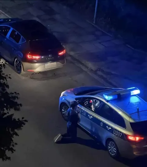 Полиция остановила машину