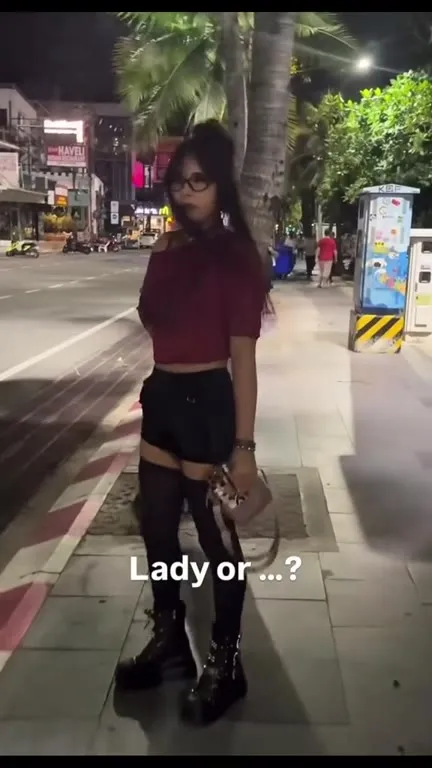 Lady or Ladyboy?