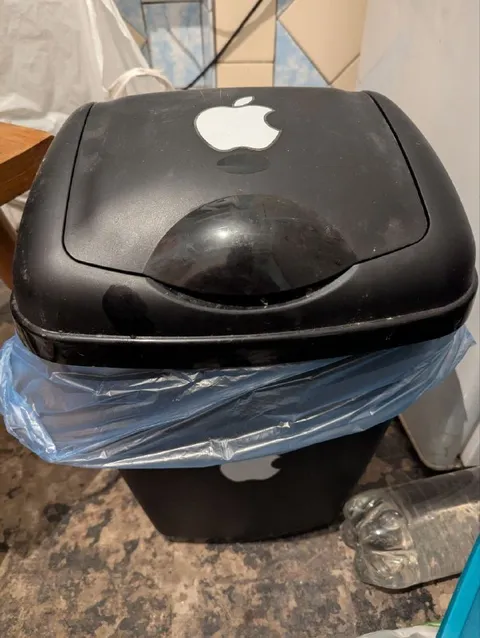 Мусорное ведро Apple