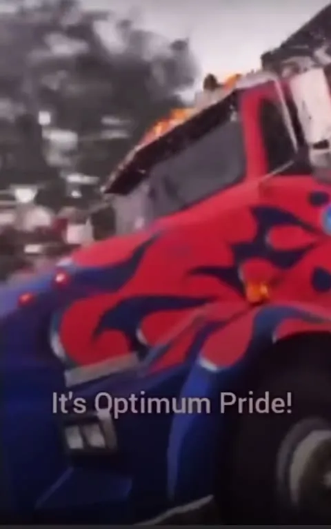 Optimum Pride Truck Reaction
