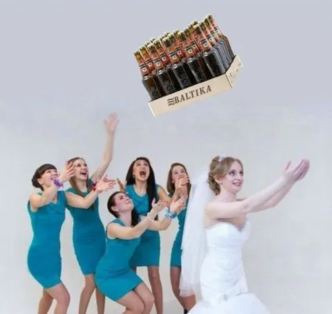Невеста бросает пиво
