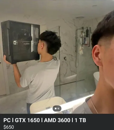 Bathroom PC Listing