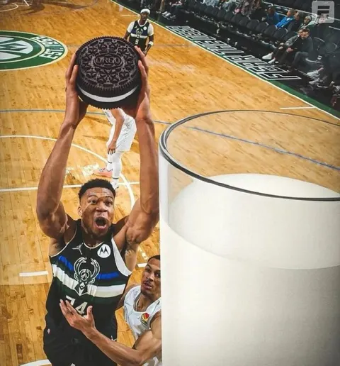 Giannis Dunks an Oreo