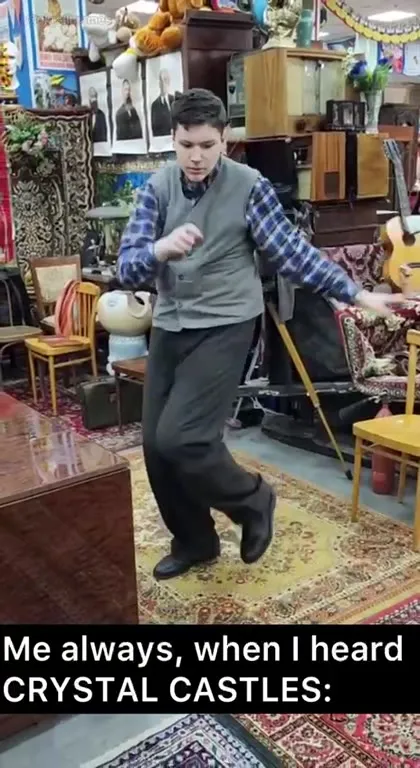 Dancing to Crystal Castles
