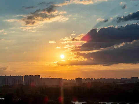 Закат над городом
