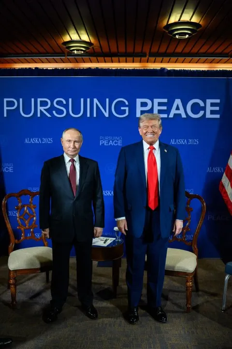 Путин и Трамп за мир
