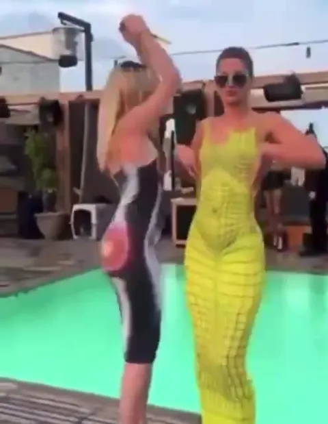 Танец у бассейна заканчивается падением
