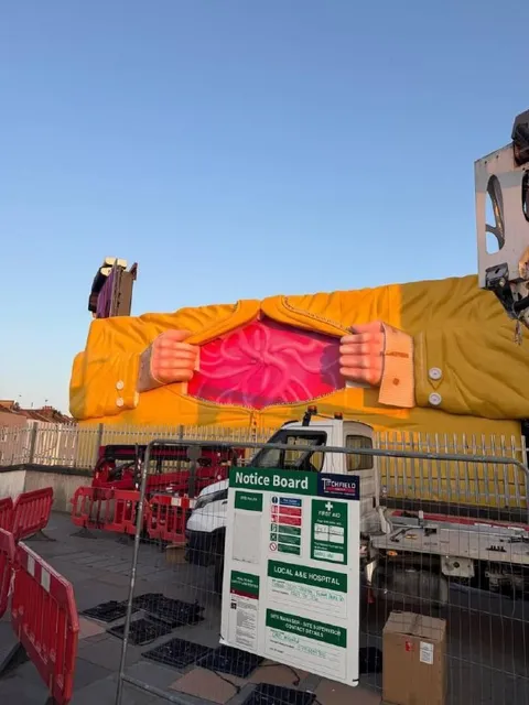 Giant Brain Under the Coat