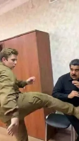 Неожиданный удар ногой