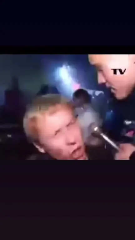 Пьяный танец под интервью