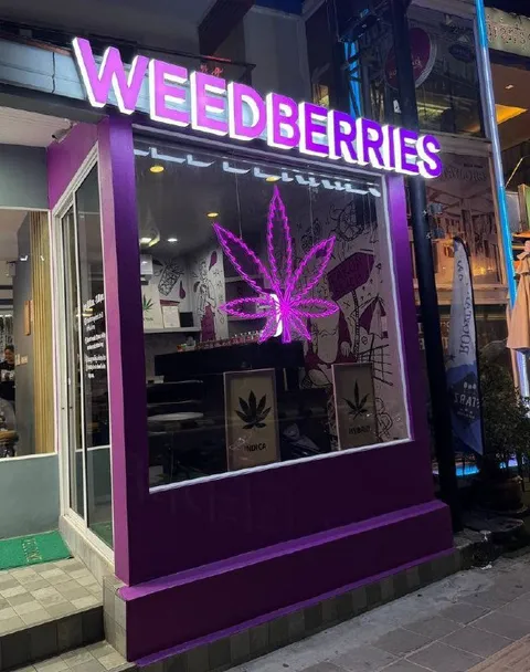 Weedberries Cannabis Store