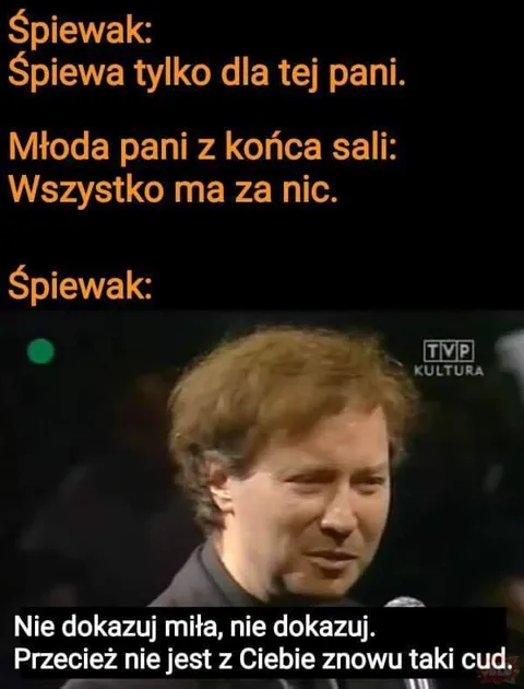 Śpiewak śpiewa dla tej pani