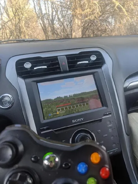 Майнкрафт в машине