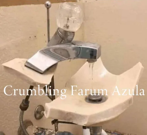 Crumbling Farum Azula Sink