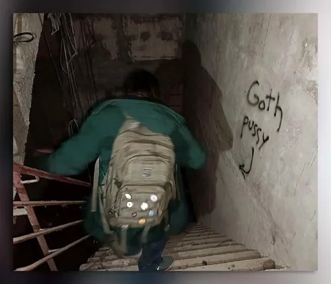 Goth Pussy on the Stairwell