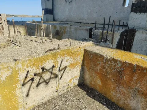 Graffiti Help Message