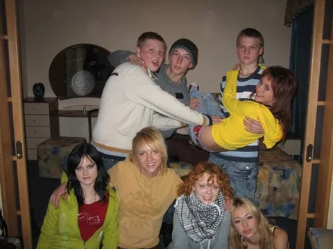 Неловкая подростковая фотография
