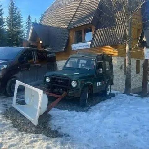 Нива паркуется с размахом