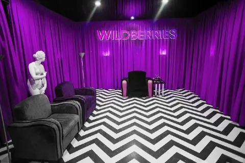 Wildberries Red Room