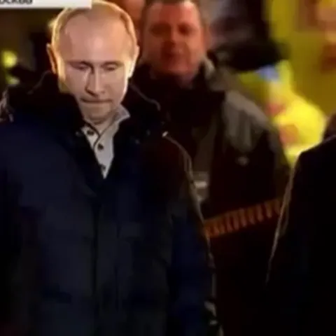 Путин случайно попал на девичник