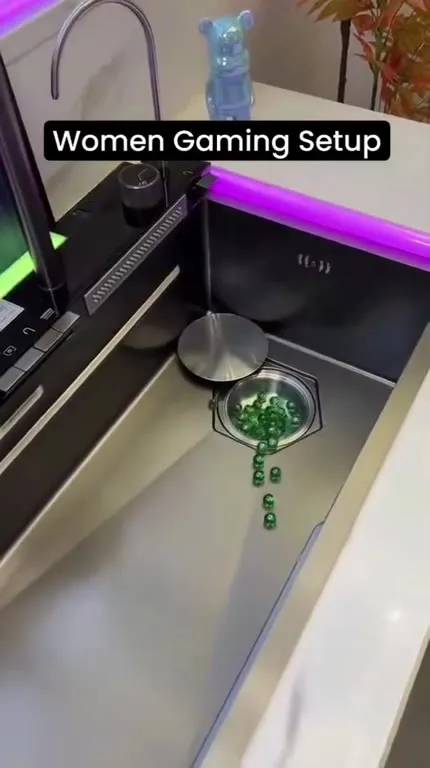 Women Gaming Sink Setup