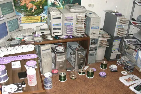 Комната, где записывали интернет