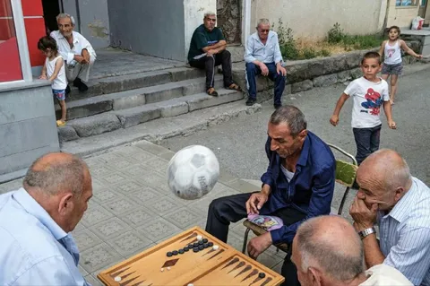 Футбол во время нард