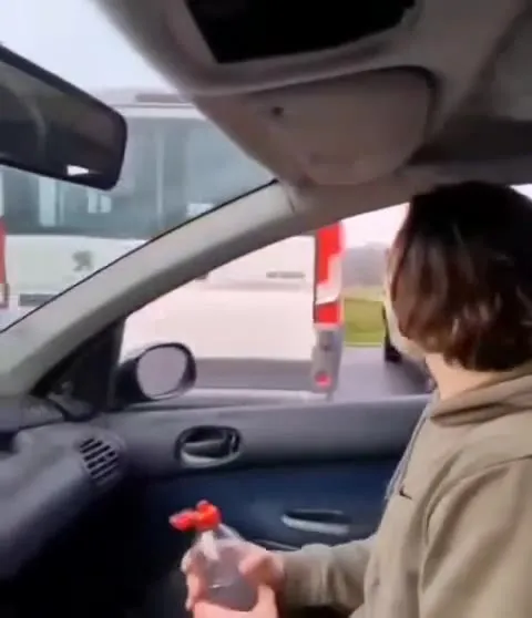 Пассажирка нарывается на неприятности