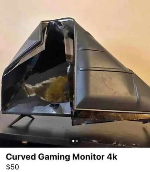 Broken Curved Gaming Monitor