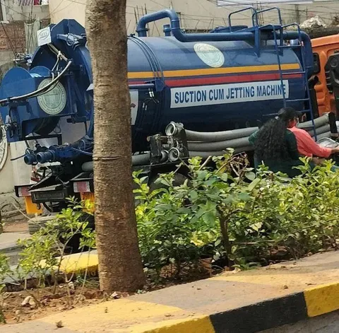 Suction Cum Jetting Machine