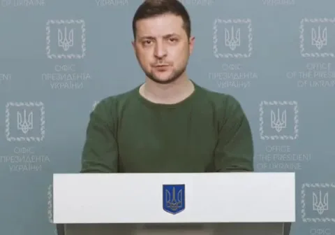 Зеленський прощально звертається до народу