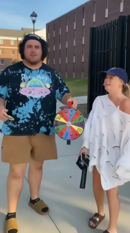 Wheel Lands on Twerk