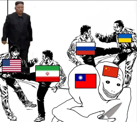 Ким Чен Ын наблюдает за дракой
