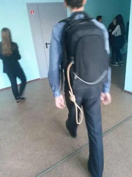 Рюкзак с неожиданной ручкой