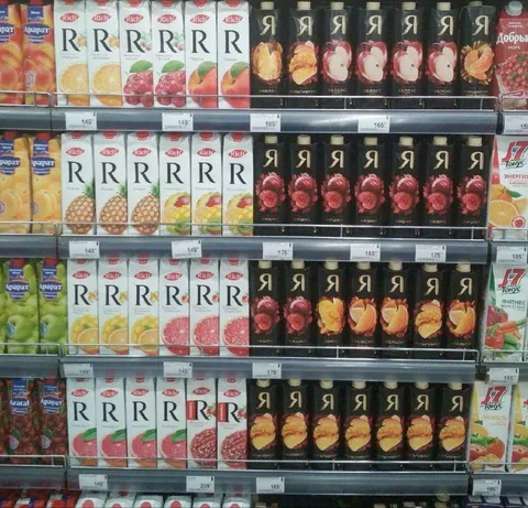Полка с соком «Я»