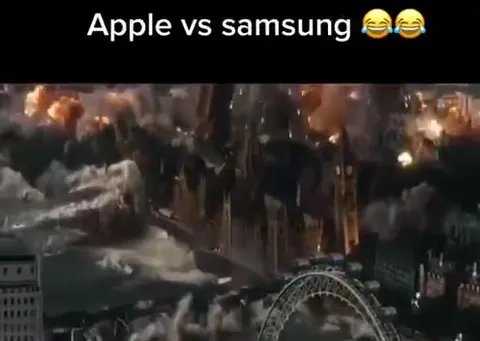 Apple vs samsung 😂😂