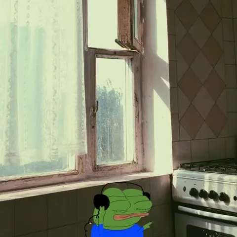Пепе грустит на кухне