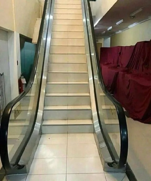 Эскалатор в никуда