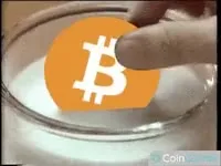 Биткоин в стакане