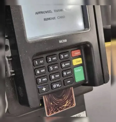 ATM Approved, Remove Card