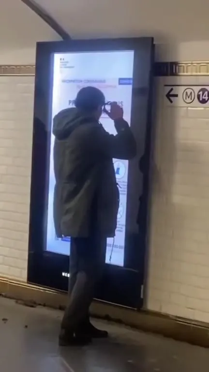 Le métro dans une autre dimension