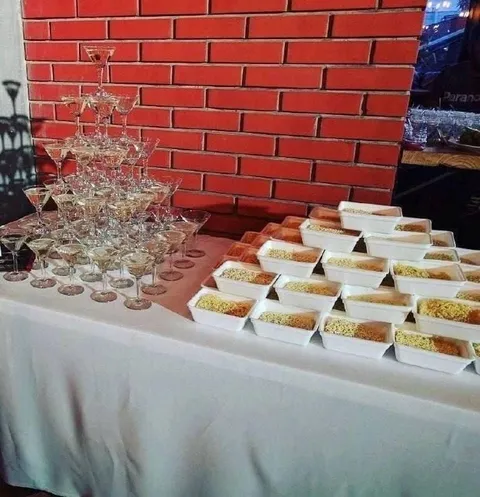 Роскошный банкет с лапшой