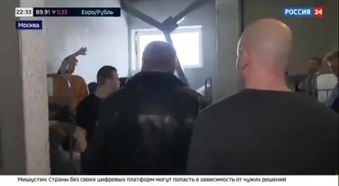 Когда разбудили для комментария