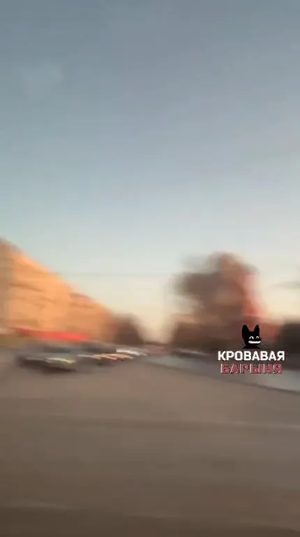 Фейерверк возле церкви