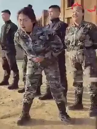 女兵训练越来越离谱