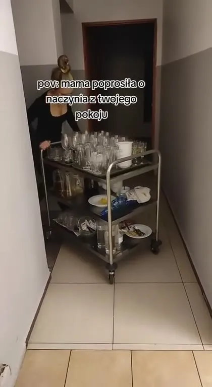 Mama prosi o naczynia