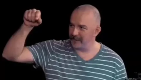 Сначала угроза, потом смех